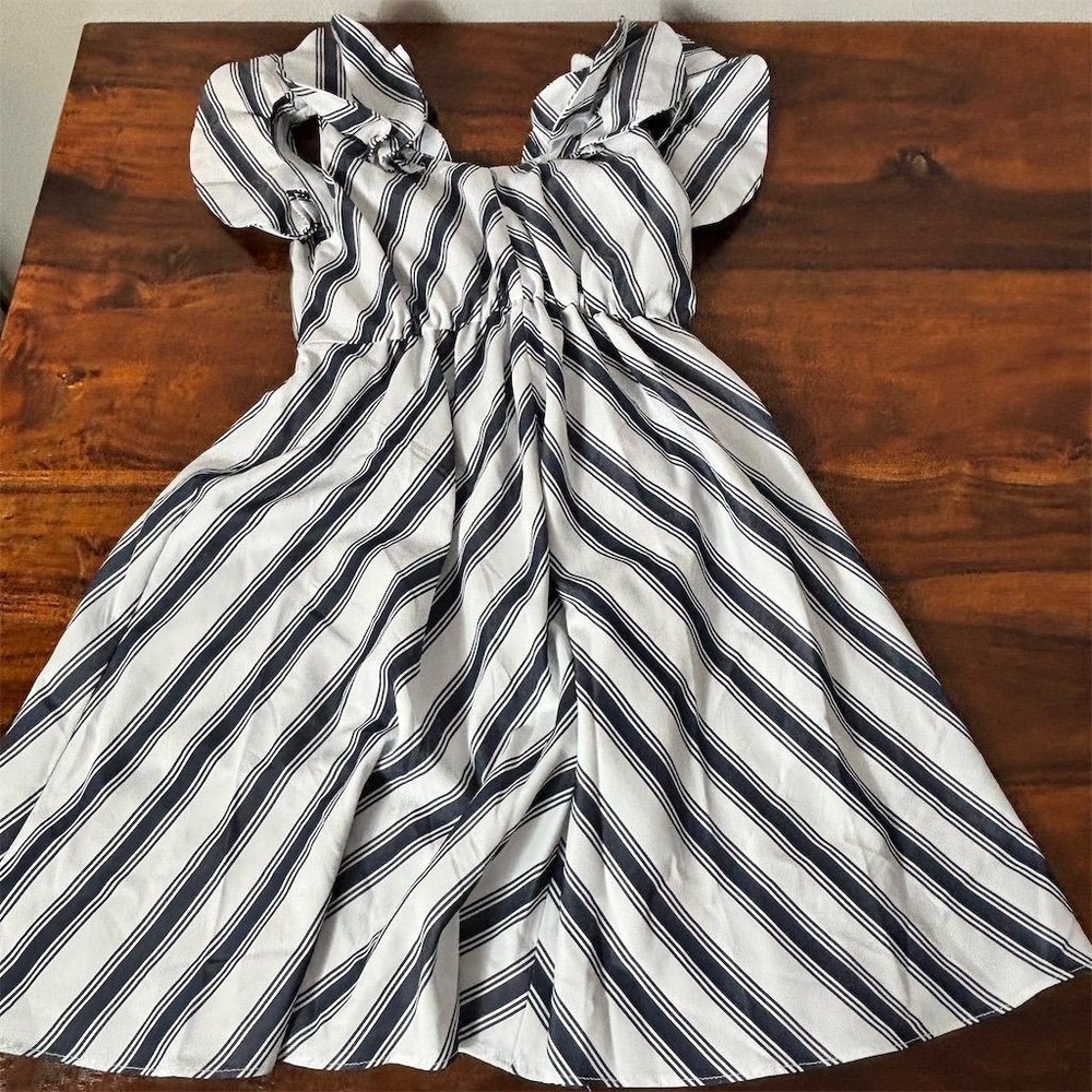 Habitual Girl Navy White Striped Ruffle Flutter Sleeve Cutout Back Dress Size 12